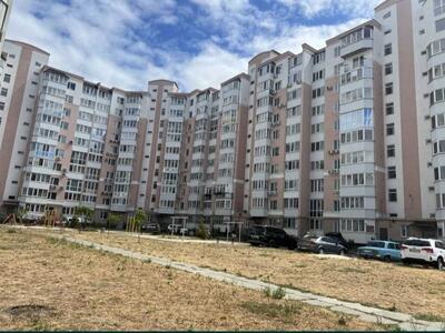 Трикімнатна квартира на Леваді