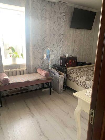 3 кімнатна квартира в центральній частині міста.