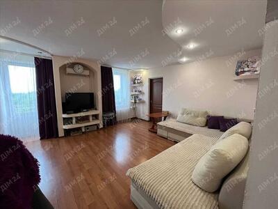 4-кімнатна квартира з  видом на монастир у самому серці історичної Полтави!