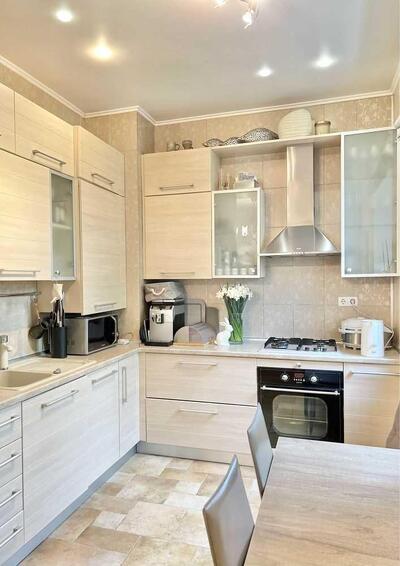 Квартира в найбажанішому місці - центральна вулиця!