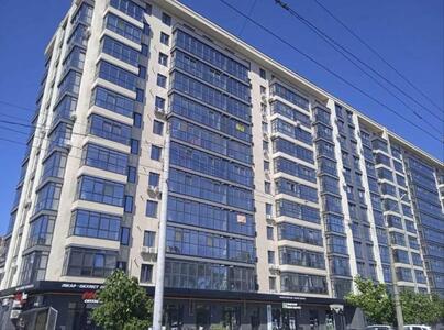 Трикімнатна квартира, ЖК \