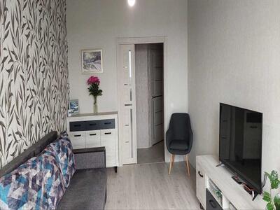 Простора квартира в новобудові!