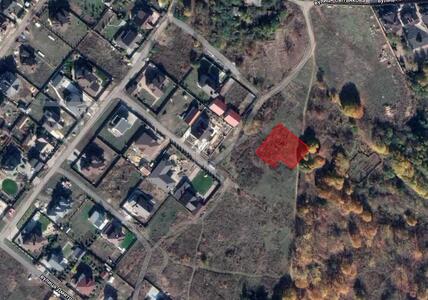 Ділянка землі під забудову сучасного будинку.