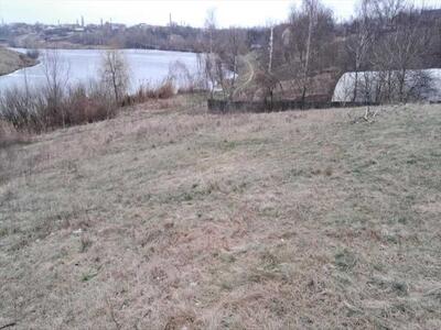 Земельна ділянка поряд з водою!