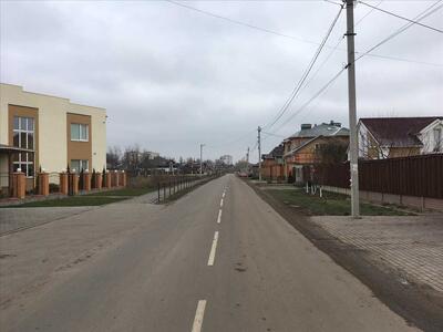 Козирна ділянка в Яру