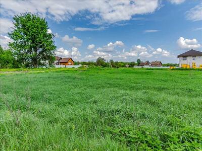 Пропонуємо відмінну ділянку на самому в`їзді до Верхоли