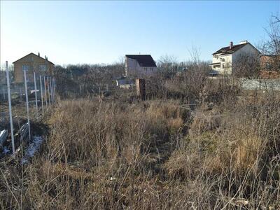 Ділянка на Червоному Шляху