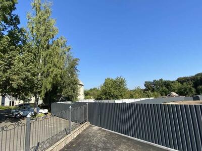 Половки. Ділянка по червоній лінії.