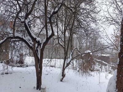 Земельна ділянка з комунікаціями в центрі