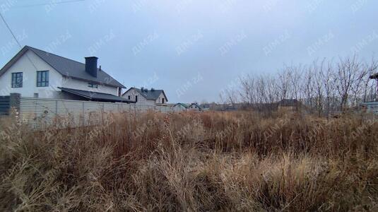 Ділянка в районі сучасних будинків на Браїлках!