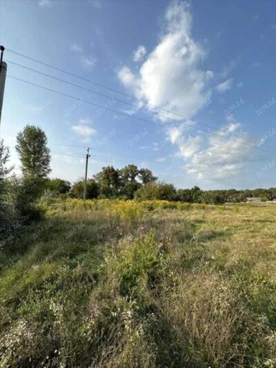 Ділянка з комунікаціями в Заворскло!