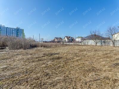 Земельна ділянка на Є. Милорадович