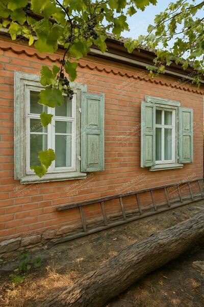 Бюджетна частина будинку на Подолі.