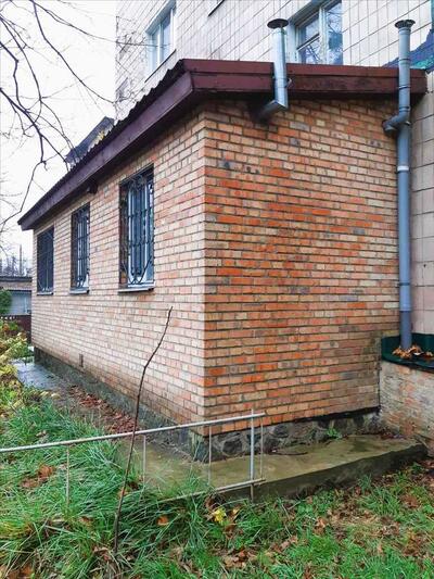 Універсальна трикімнатна квартира.