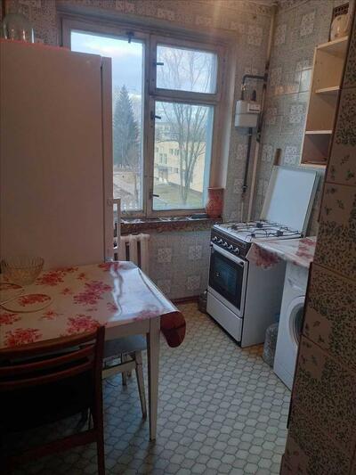 Простора квартира в по кільцюі!