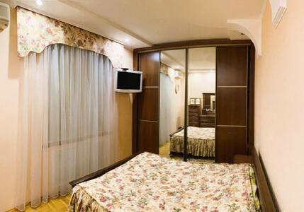 Історичний центр, квартира як під бізнес так і для проживання.