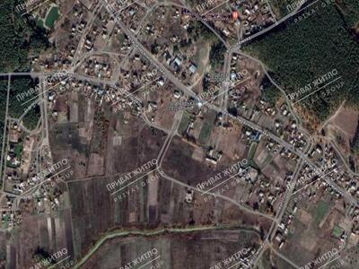 Земельна ділянка в центрі с. Микільське