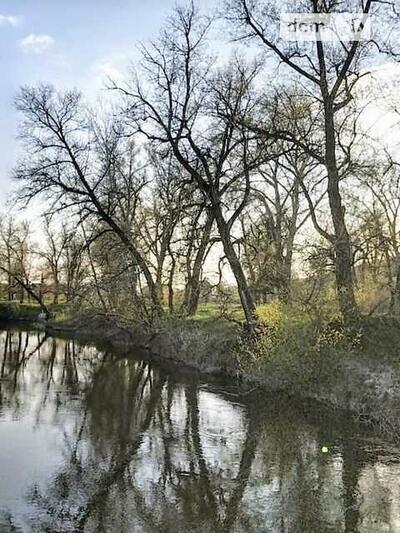 Ділянка у мальовничому місці
