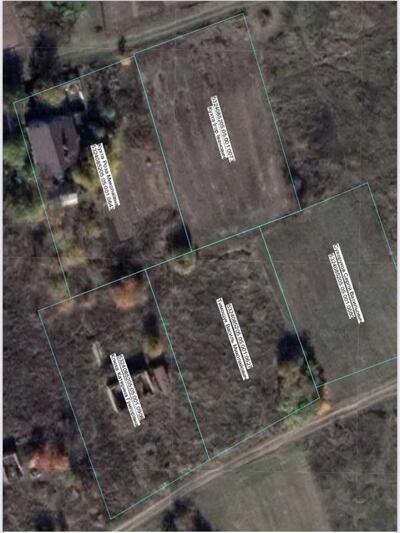 Земельна ділянка в Івашках