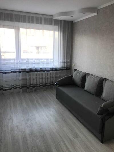 Продам 1-кімнатну квартиру на Леваді, вул. Чураївни