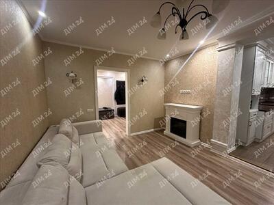 Квартира з ремонтом і автономним опаленням!