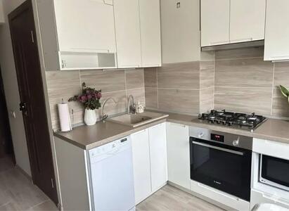 Двокімнатна на Героїв України