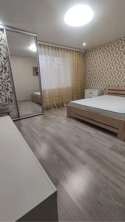 Однокімнатна квартира в новобудові на Павленківській площі