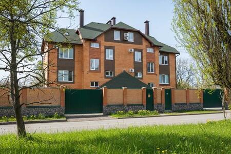 Продам 19-к будинок Полтава, Київський, Юрія Тимошенко, 5Б