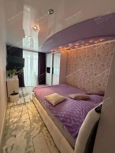 Трикімнатна квартира з євроремотом!