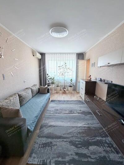 3 кімнатна квартира з ремонтом на Леваді!