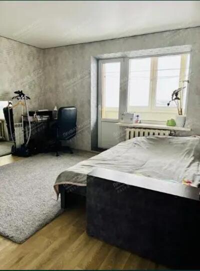 Однокімнатна квартира з ремонтом на Розсошенцях!