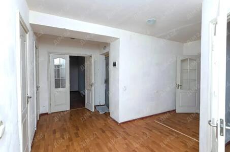 3 кімнатна квартира на Подолі