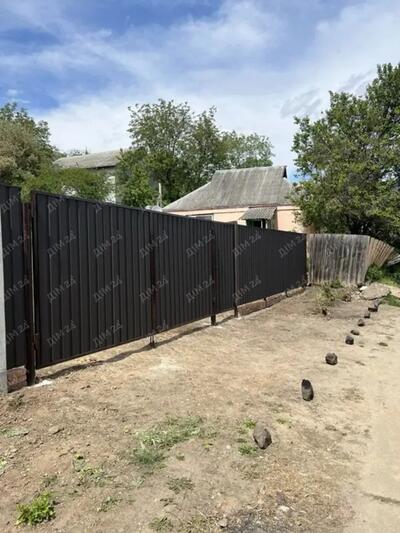 Земельна ділянка в місті