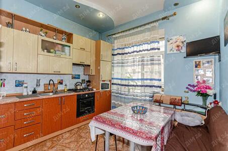 Продам 3-к квартиру Полтава, Київський, Шевченка, 11