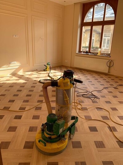 Циклювання, шліфування паркету та дощатої підлоги