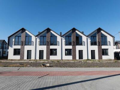 Продам 3-к таунхаус Луцк, Луцк, Гущанська