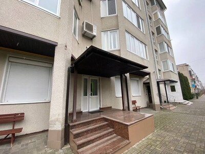 Продаж комерційного приміщення в р-н Залізничного вокзалу!