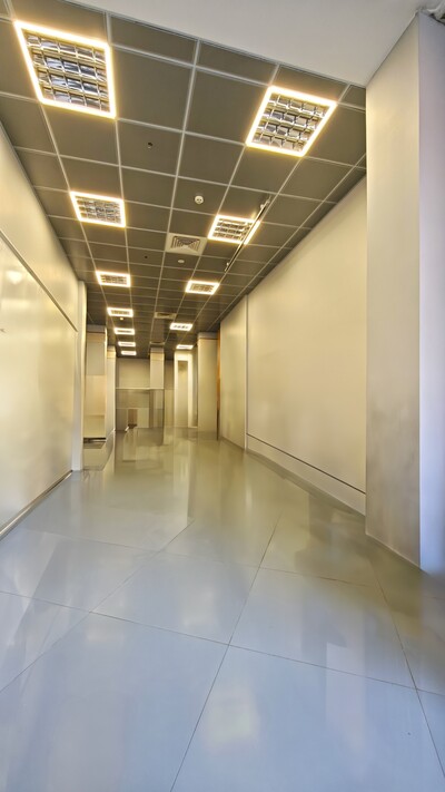 Продаж комерційного приміщення в р-н "ПортCity"!