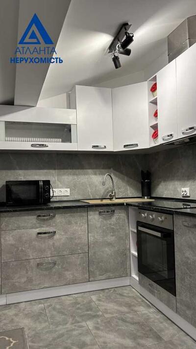 Продам 2-к квартиру Луцк, Струмовка, Гальчевського, 2А