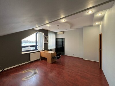 Оренда кабінетів по просп.Грушевського!