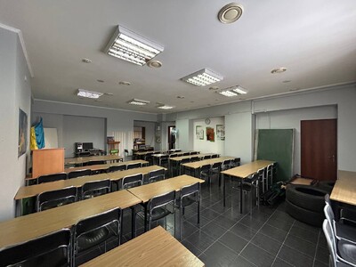 Оренда приміщення поруч з РЦ "Промінь"!