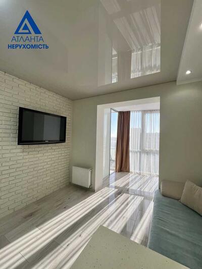 Продам 1-к квартиру Луцьк, Луцьк, Рівненська, 25