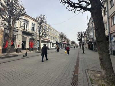 Оренда фасадного приміщення по вул. Лесі Українки!