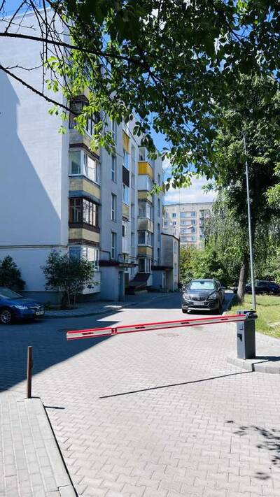 Продам 3-к квартиру Луцьк, Луцьк, Відродження, 47