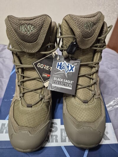 Продам нові демісезонні ботинки Наіх