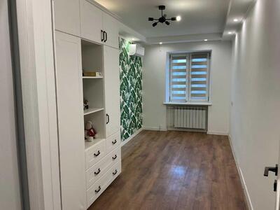 Продажа уютной 3-комнатной квартиры в центре города, Мореходная!