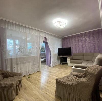 Продам простоный 2-х этажный дом в Корабельном районе