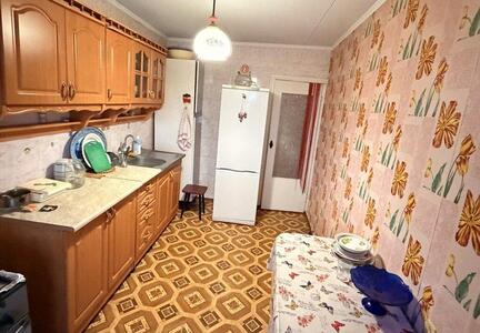 Продам 3-к.квартиру на Шосейній