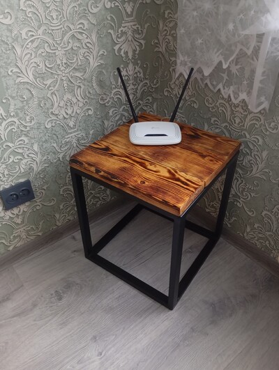 Металевий столик лофт, підставка під що завгодно