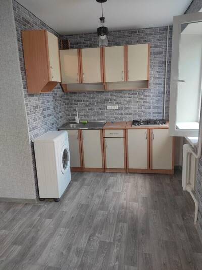 Продам 3-к.квартиру на ЮТЗ, Николаевская